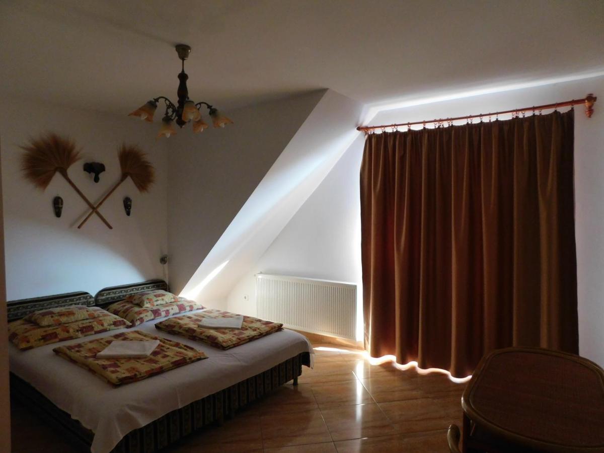Szamóca Vendégház Miskolc Esterno foto