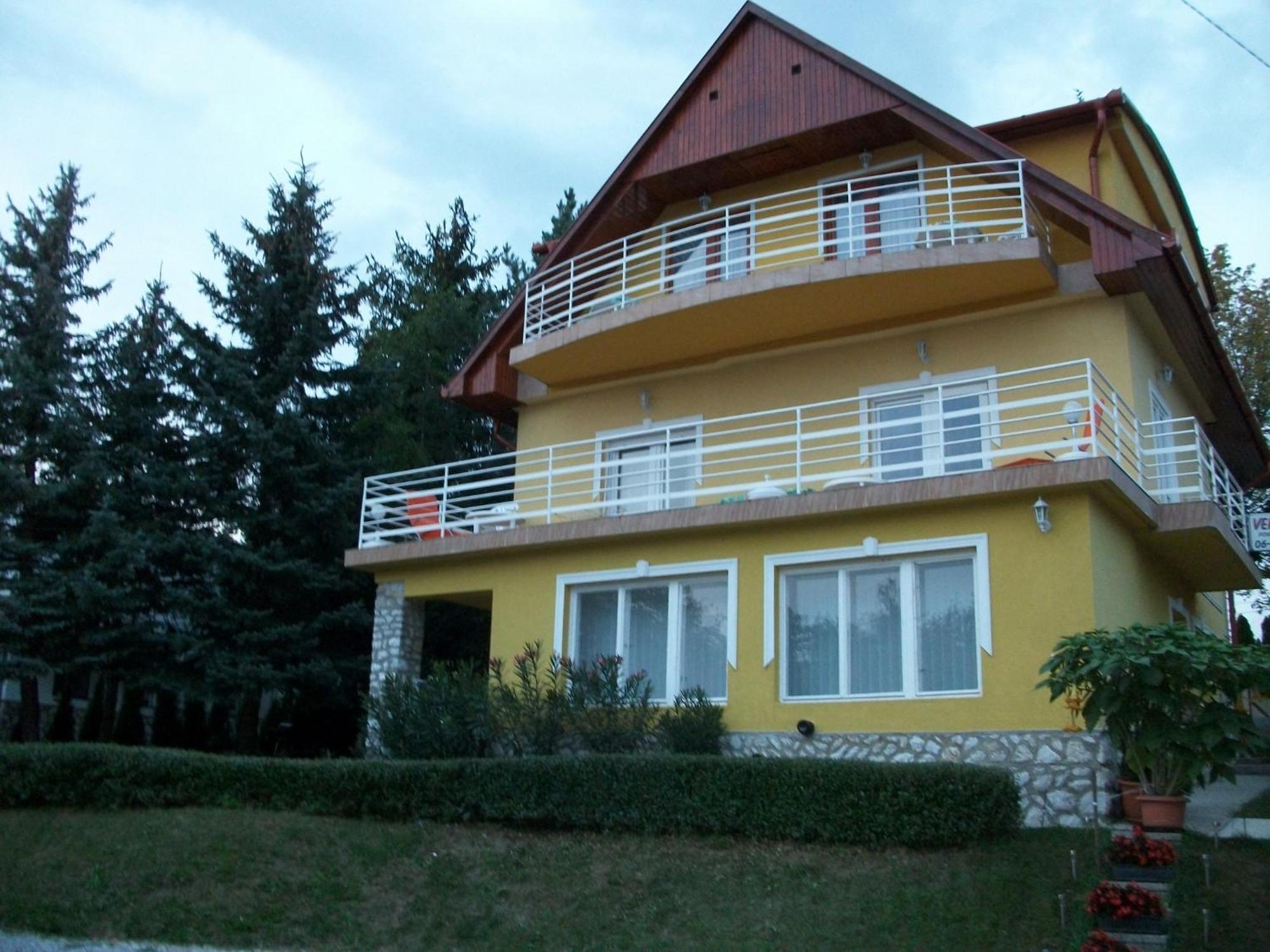 Szamóca Vendégház Miskolc Esterno foto